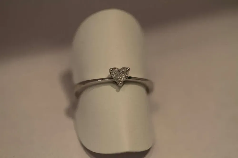 bague solitaire coeur