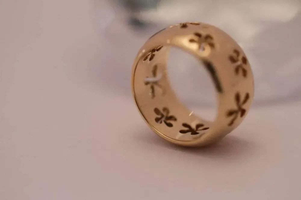 Réparation bague à Antibes
